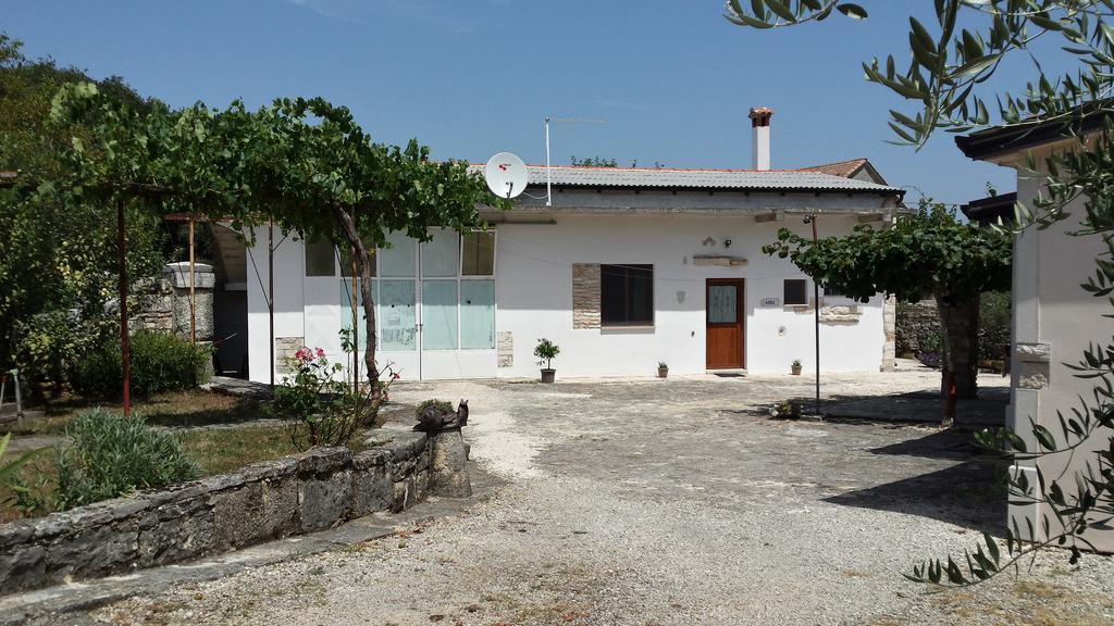 Abba Apartment Sveti Lovreč Pazenatički Zewnętrze zdjęcie